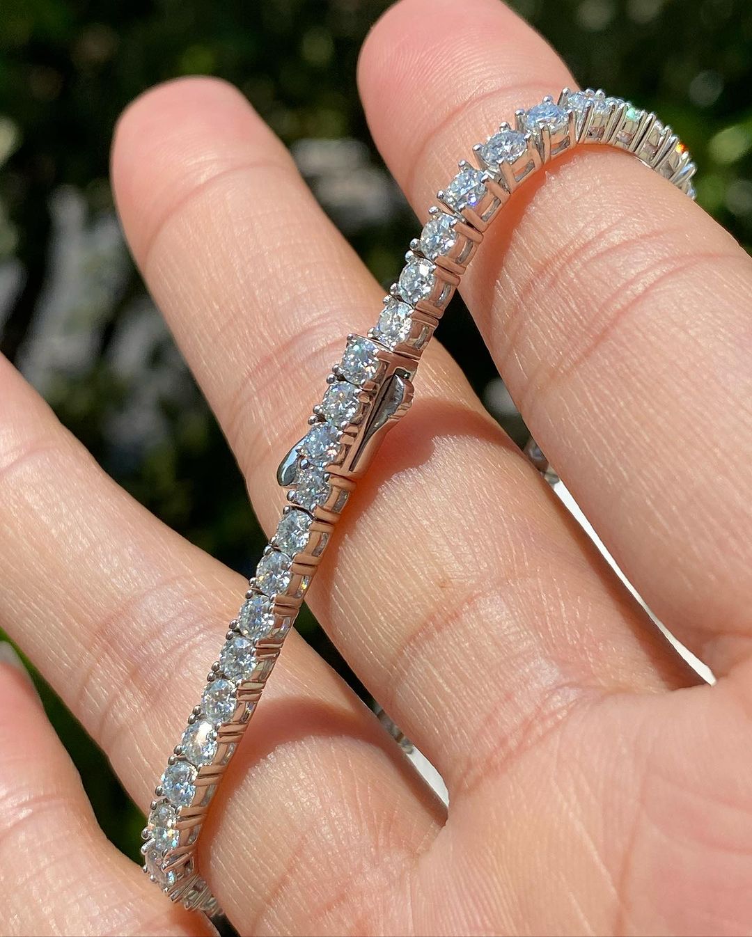 White Round Brilliant Cut Signity Diamond Prong Set Tennis Bracelet For Women | Engagement Wedding Tennis Bracelet | Baby shower Gift Bracelet