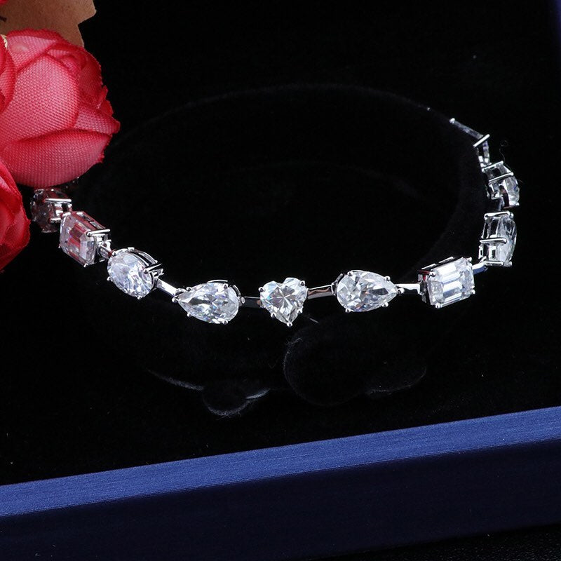 White Multi Stone Brilliant Cut Signity Diamond Prong Set Bracelet For Her | Party Wear Bracelet For Women | Luxury Jewelry