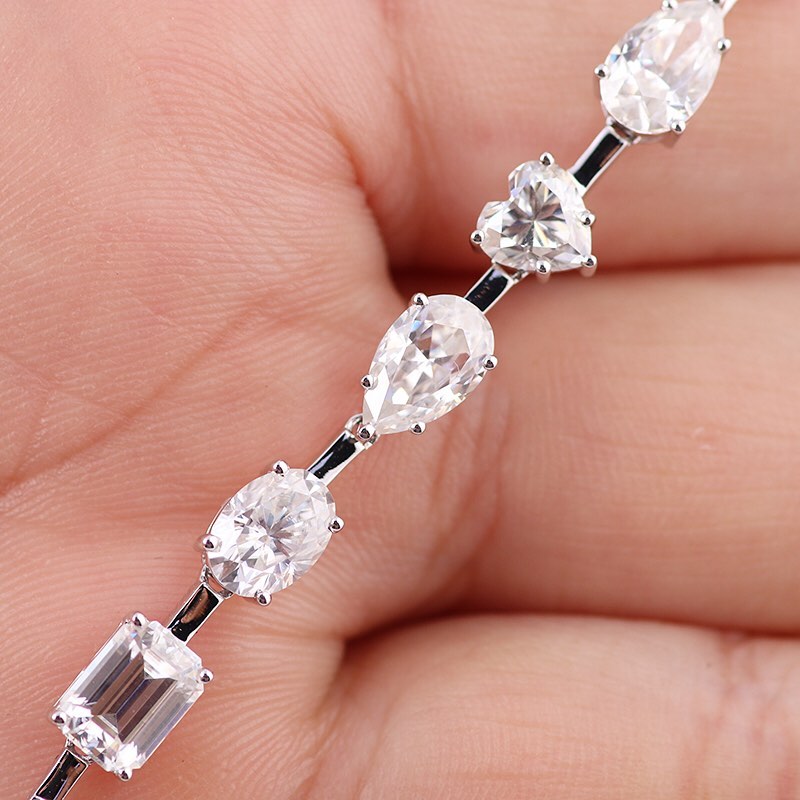 White Multi Stone Brilliant Cut Signity Diamond Prong Set Bracelet For Her | Party Wear Bracelet For Women | Luxury Jewelry