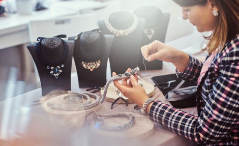 Designer Gold jewellery for every Occasion