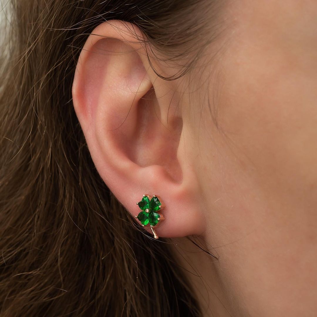 Clover Shape Green Heart Cut Cubic Zirconia Prong Earrings For Her | Four Leaf Clover Earring For Women | Bridesmaid And Cut Earring
