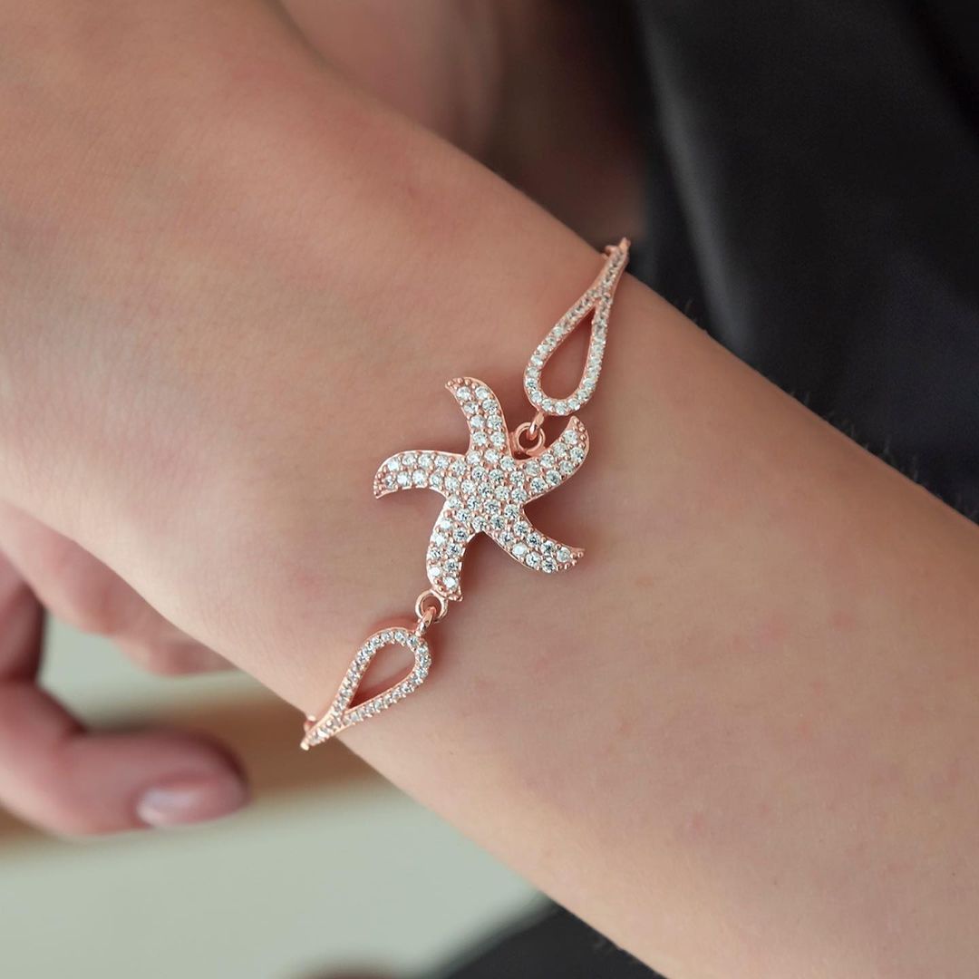 White Round Brilliant Cut Signity Diamond Micro Pave With Prong Bracelet For Women | Starfish Bracelet | Elegant Design Bracelet