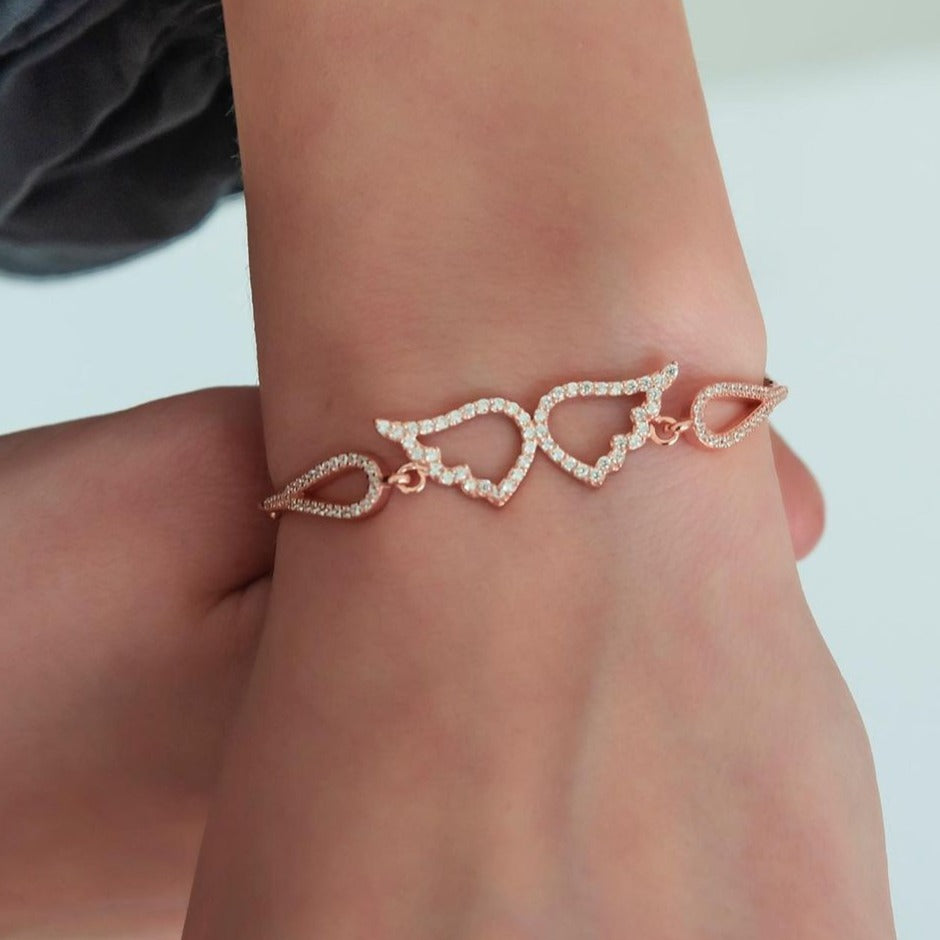 Wings Shape White Round Brilliant Cut Signity Diamond Pave Bracelet | Wedding Gift Bracelet For Bridal | Beautiful Bracelet For Women