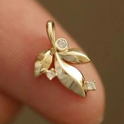 Leafy Shape 1.50Ct White Round Cut Bezel Pendant | Surprise Gift Pendant For Her | Sentimental Gift Pendant | Fashion Jewelry
