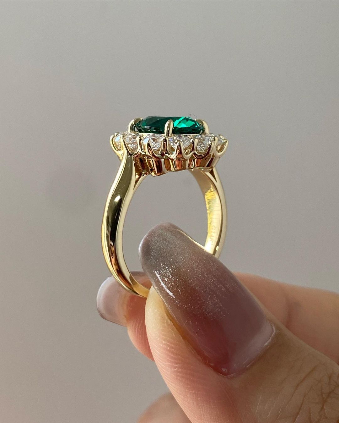3.10Ct Green Oval Cut Halo Ring | Party Wear Ring For Women | Fashion Jewelry | Elegant Gift For Her