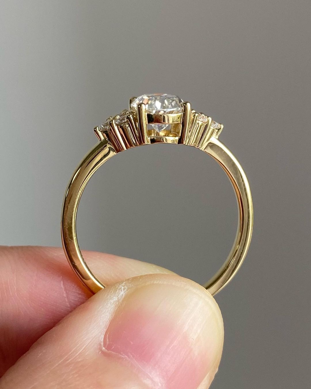 2.85Ct White Oval Cut Solitaire Ring | Birthday Gift Ring For Her | Statement Ring For Women