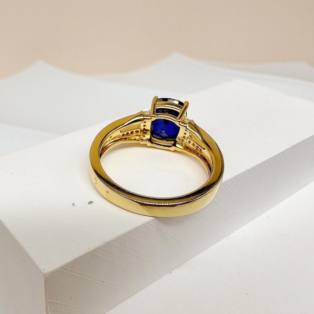 3.20Ct Blue Cushion Cut Solitaire Ring | Engagement Ring For Fiancée | Luxury Jewelry | Birthstone Ring