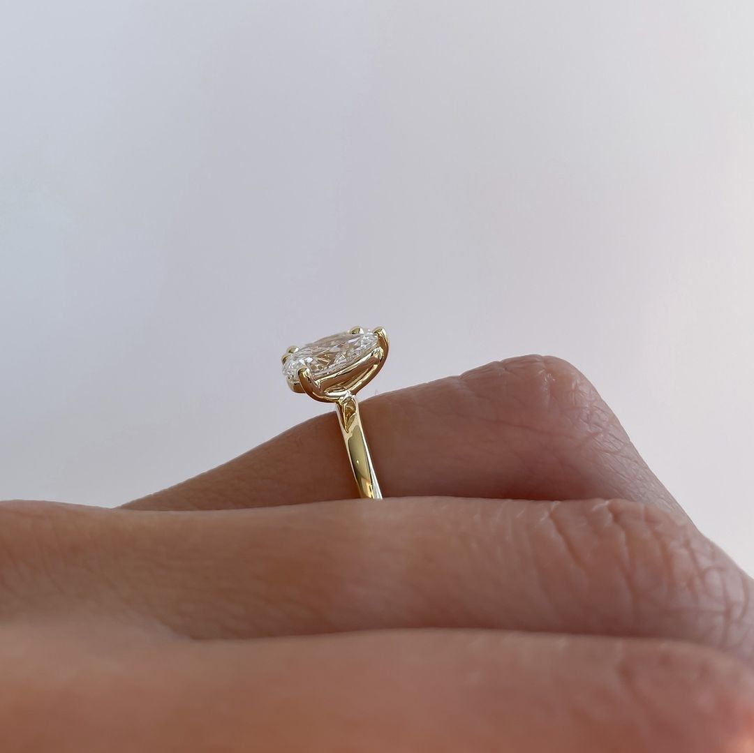 2.4Ct White Oval And Pear Cut Two Stone Ring | Anniversary Gift Ring | Toi Et Moi Ring | Daily Wear Ring