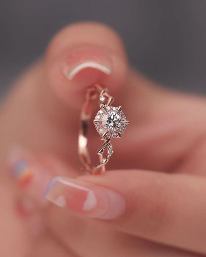 2.1Ct White Round Cut Halo Ring | Anniversary Gift Ring For Wife | Daily Wear Ring | Promise Ring