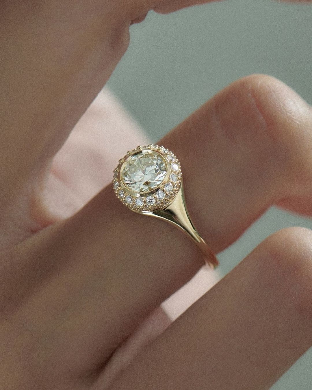 2.5CT White Round Cut Bezel Ring | Wedding Ring For Bridal | Beautiful Ring | Classic Ring