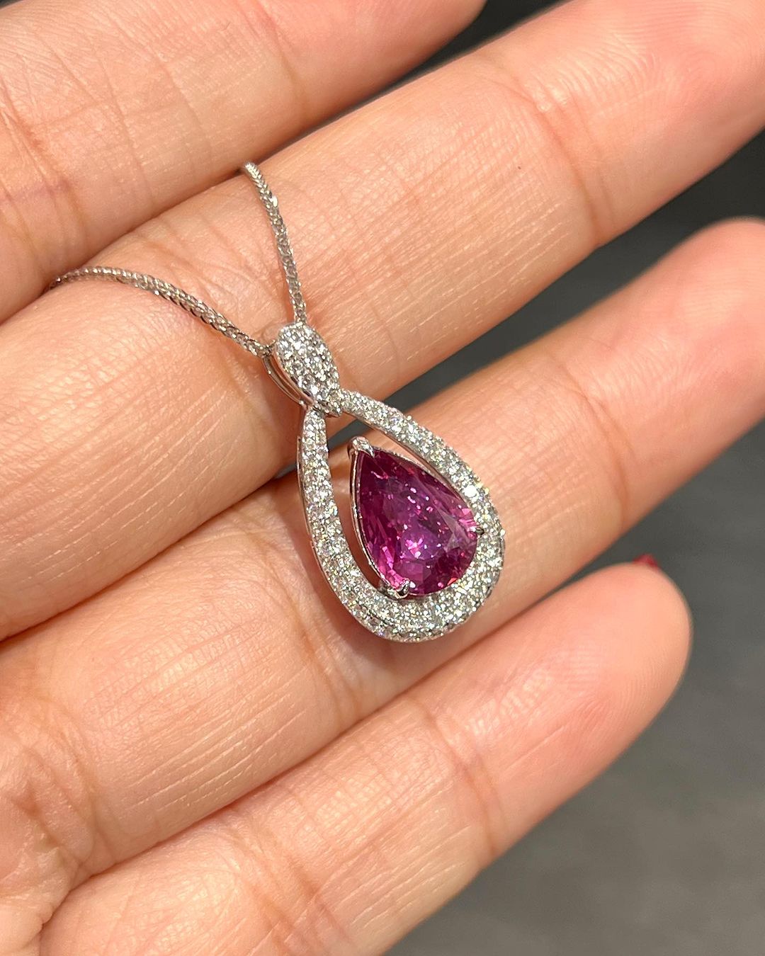 2.88Ct Pink Pear Cut Solitaire Pendant | Anniversary Gift Pendant For Her | Bridal Collection | Beautiful And Charming Pendant For Women