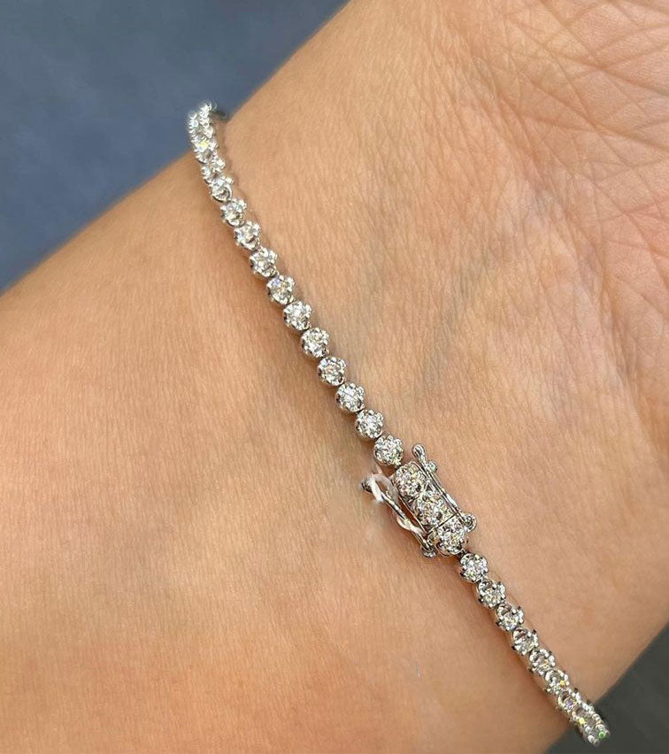 Green Emerald Brilliant Cut Signity Diamond Tennis Bracelet For Women | Halo Tennis Bracelet | Graduation Complete Gift For Daughter