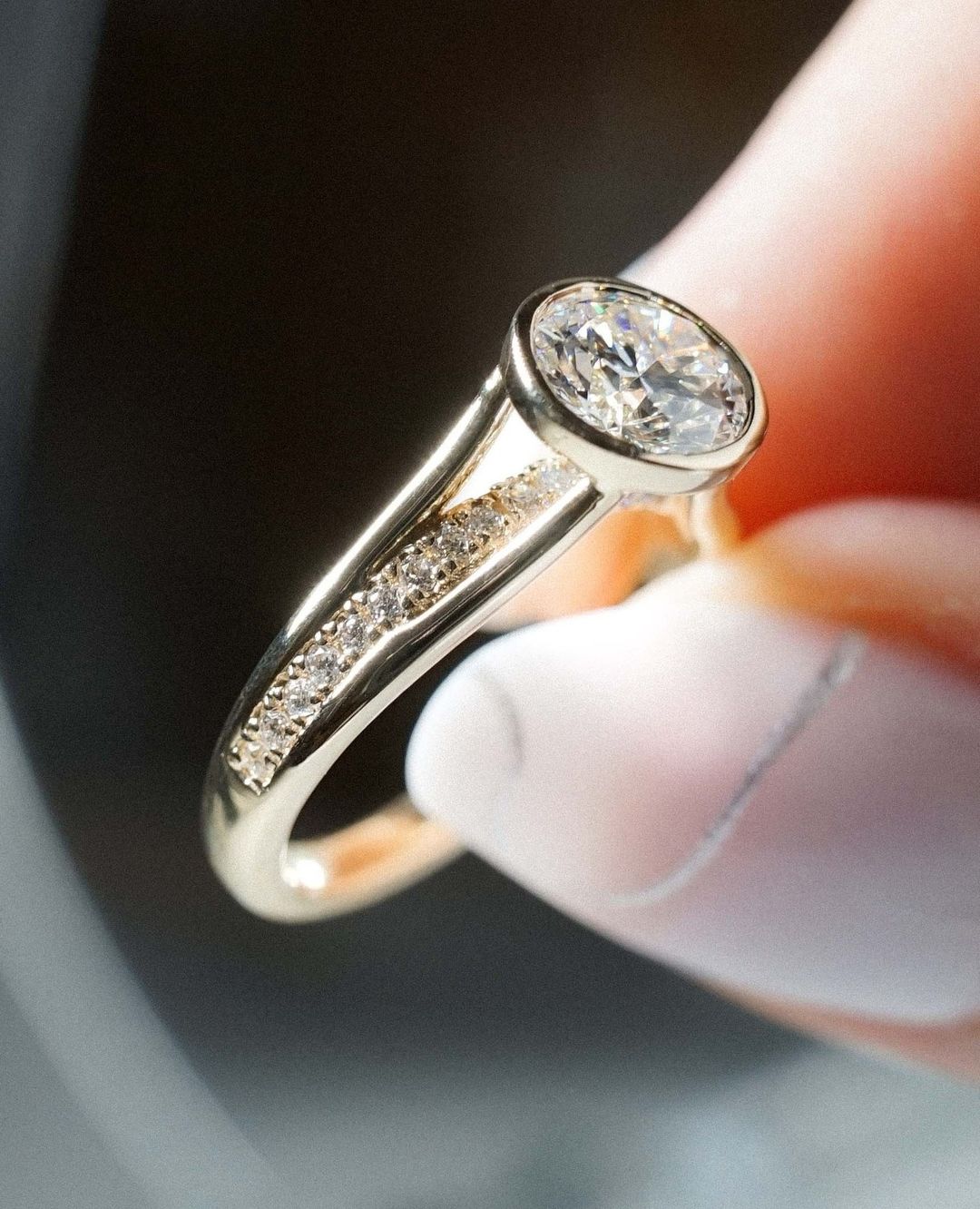 2.5Ct White Round Cut Bezel Ring | Engagement Ring For Fiancee | Proposal Ring | Gift For Her