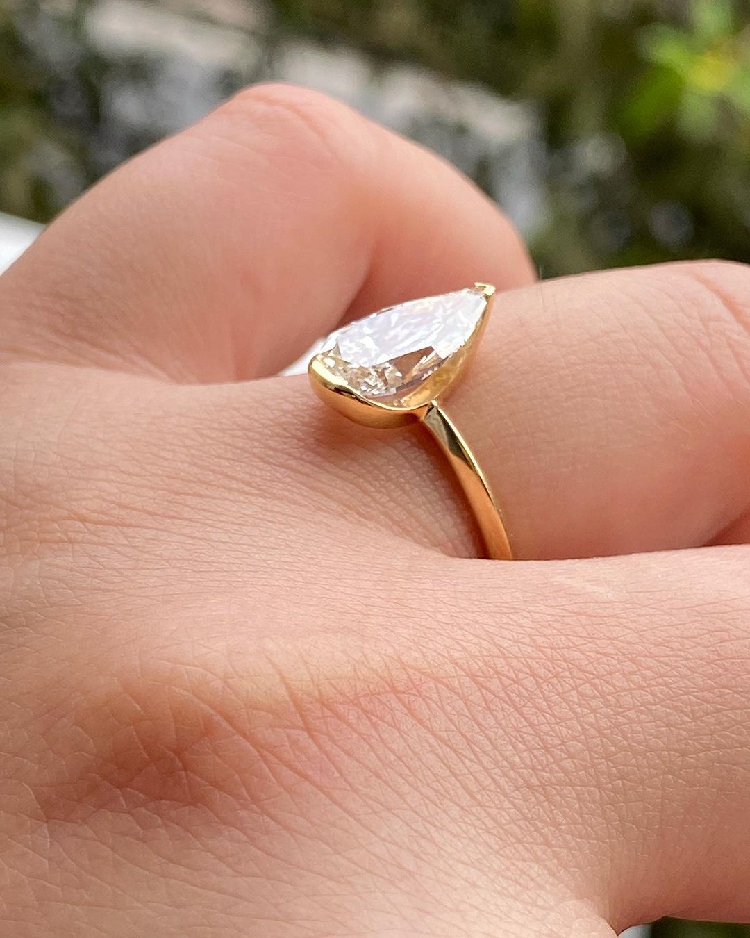 2.5Ct White Pear Cut Solitaire Ring | Engagement Ring For Fiancee | Gift For Women | Delicate Solo Diamond Ring