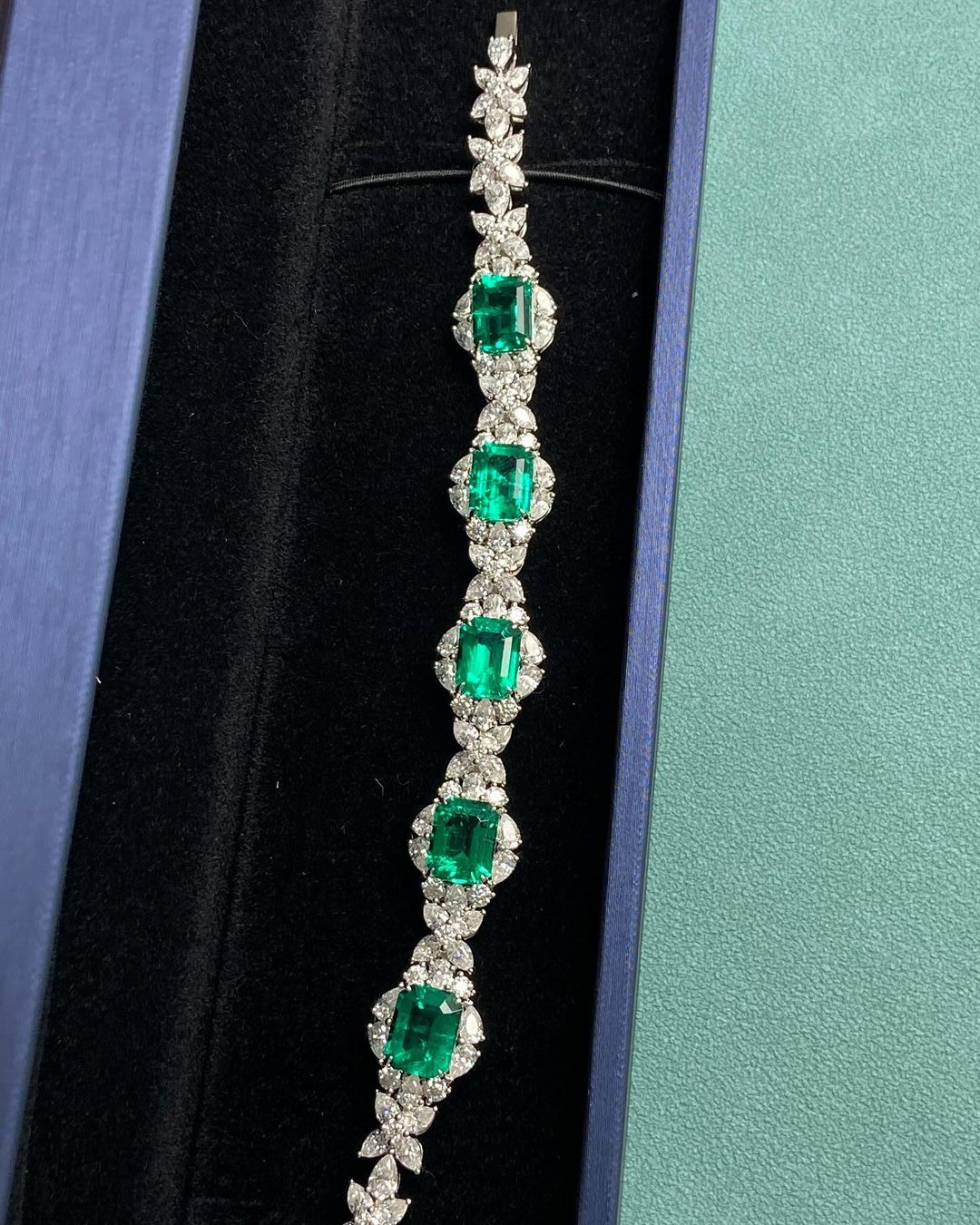 Green Emerald And White Pear Brilliant Cut Signity Diamond Solitaire With Cluster Bracelet | Party Wear Bracelet For Her | High Quality Jewelry For Women