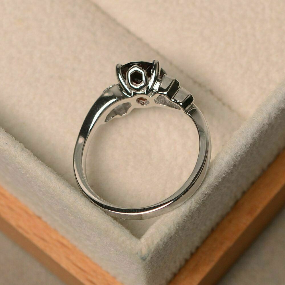 2.88Ct Red Oval Cut Solitaire Ring | Engagement Ring | Surprise Gift Ring | Bridal Jewelry